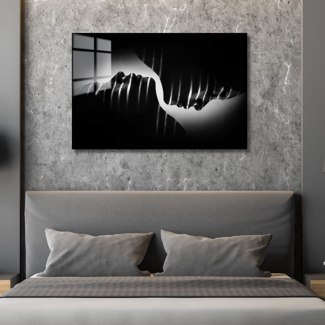 The Kiss Black & White Acrylic Glass Art - Designity Art