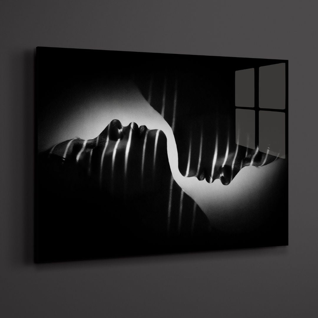 The Kiss Black & White Acrylic Glass Art - Designity Art